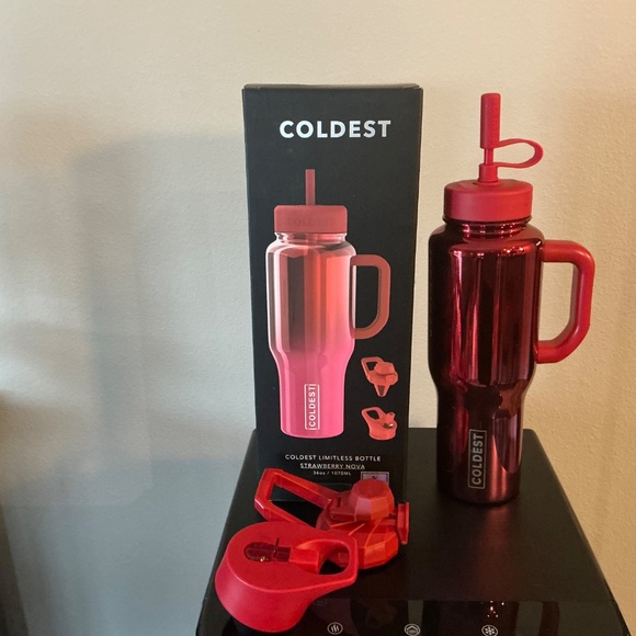 Arctic Coldest Brand Water Bottle - Picture 2 of 6